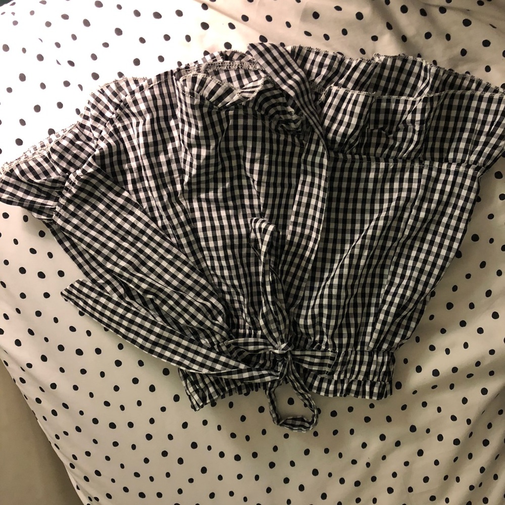 gingham shorts. NWOT never worn